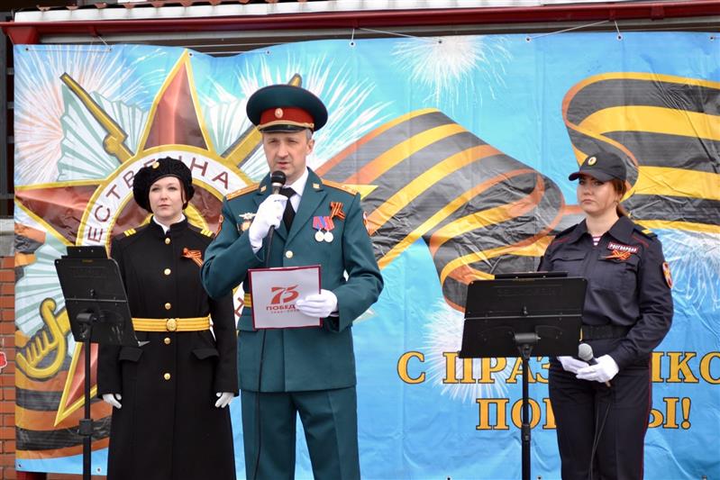 В Мурманске Росгвардия организовала дистанционный концерт ко Дню Победы