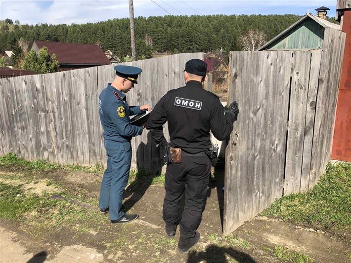 Росгвардейцы приняли участие в профилактических рейдах по предотвращению лесных пожаров в Иркутской области