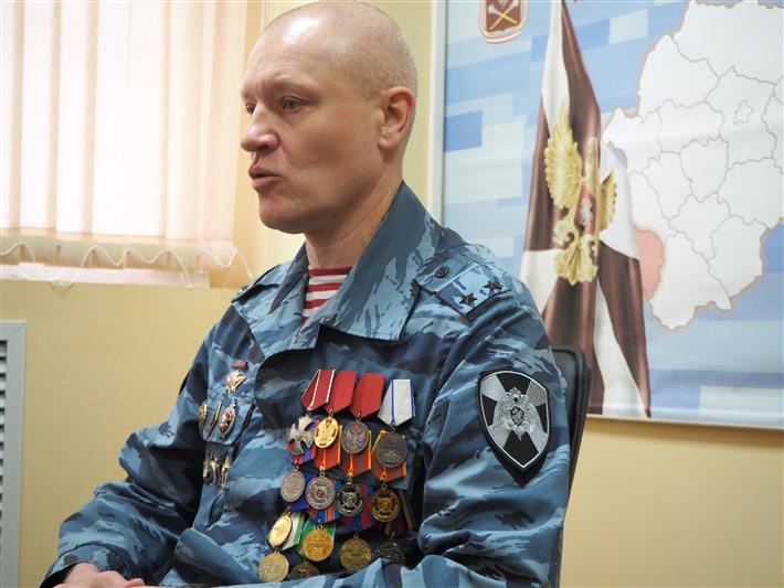 Офицер  белгородского ОМОН провел онлайн-урок  для подшефных кадетов