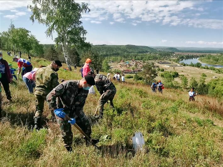 Росгвардейцы из Иркутской области приняли участие в акции «Посади дерево – подари планете жизнь»