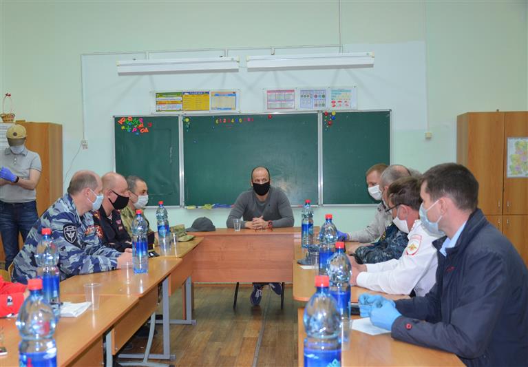 Росгвардейцы эвакуировали инвалида в удмуртском селе Пугачево (ВИДЕО)
