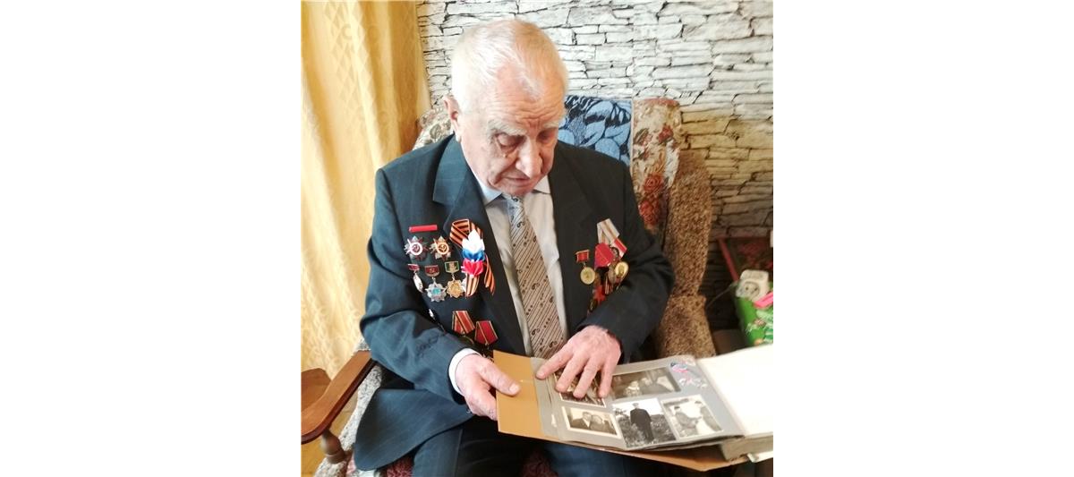 К акции «Парад у дома» присоединились росгвардейцы в Волгограде