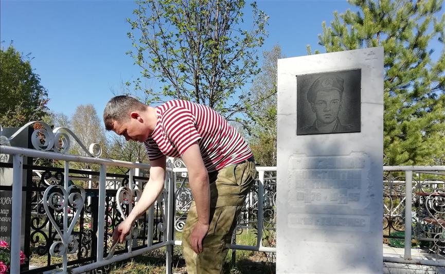 В Зауралье военнослужащие Росгвардии приняли участие во всероссийской ведомственной акции «На страже памяти»