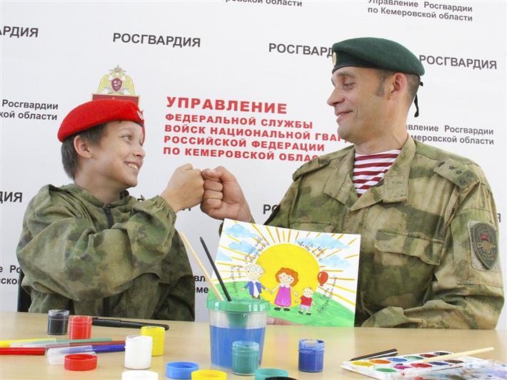 В Кузбассе росгвардейцы подготовили социальный ролик о важности патриотического воспитания (видео)