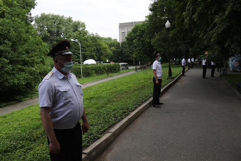 Росгвардия обеспечила правопорядок во время парада Победы во Владикавказе