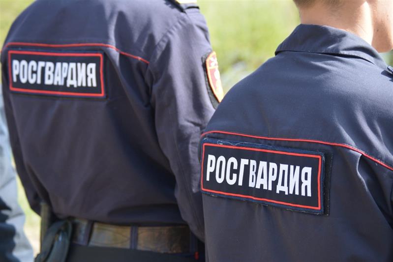 Росгвардейцы помогли пожилой жительнице Омска вернуться домой