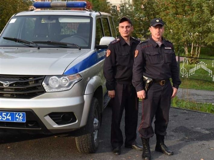 Росгвардейцы пришли на помощь жителю поселка Шерегеш, в квартире которого случился пожар