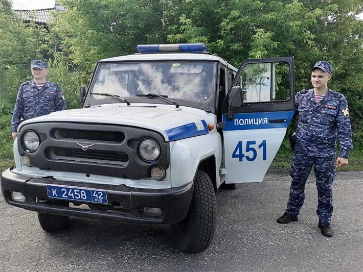 Благодаря росгвардейцам спасена жизнь жителя Кузбасса, у которого на улице случился эпилептический припадок