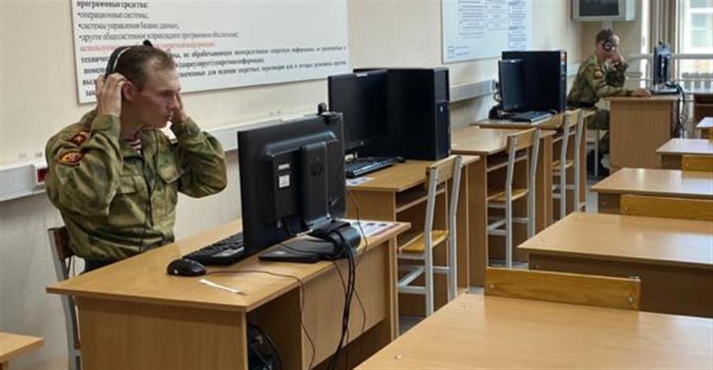 Военнослужащие Пермского военного института ВНГ РФ приняли участие в первых всероссийских онлайн-соревнованиях