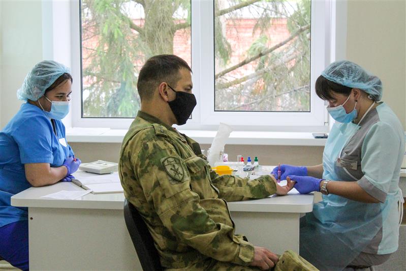 В Чувашии росгвардейцы присоединились к акции добровольной сдачи крови