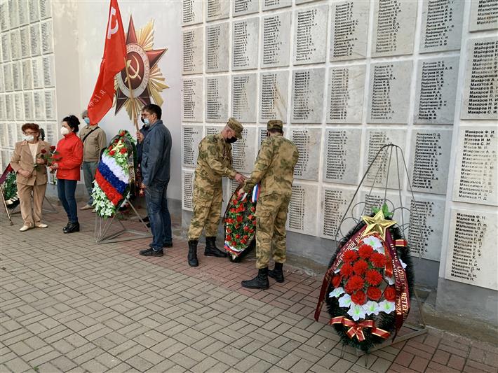 Росгвардейцы Центрального округа приняли участие в памятных мероприятиях, посвященных Дню памяти и скорби