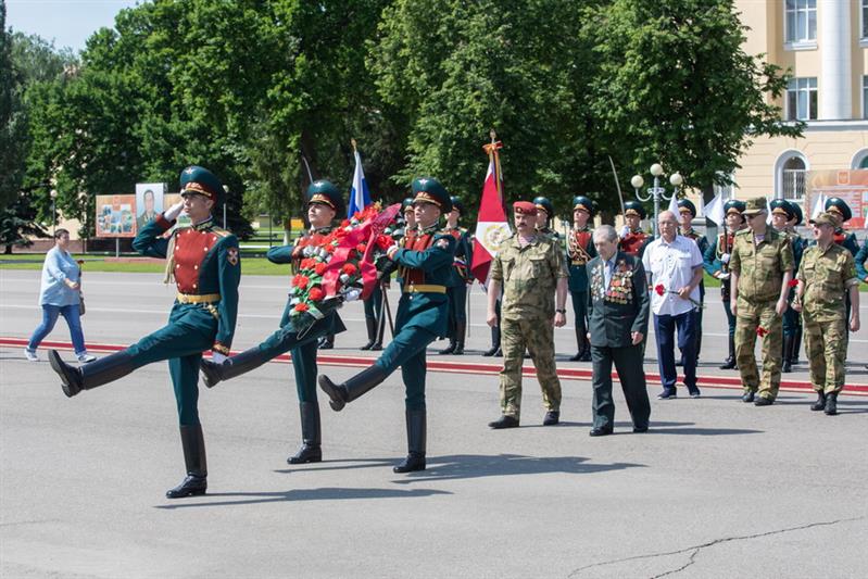Дивизию им. Ф.Э Дзержинского Росгвардии посетил участник легендарного Парада Победы 1945 года Алексей Николаевич Кужильный (видео)