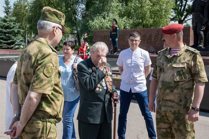 Дивизию им. Ф.Э Дзержинского Росгвардии посетил участник легендарного Парада Победы 1945 года Алексей Николаевич Кужильный (видео)