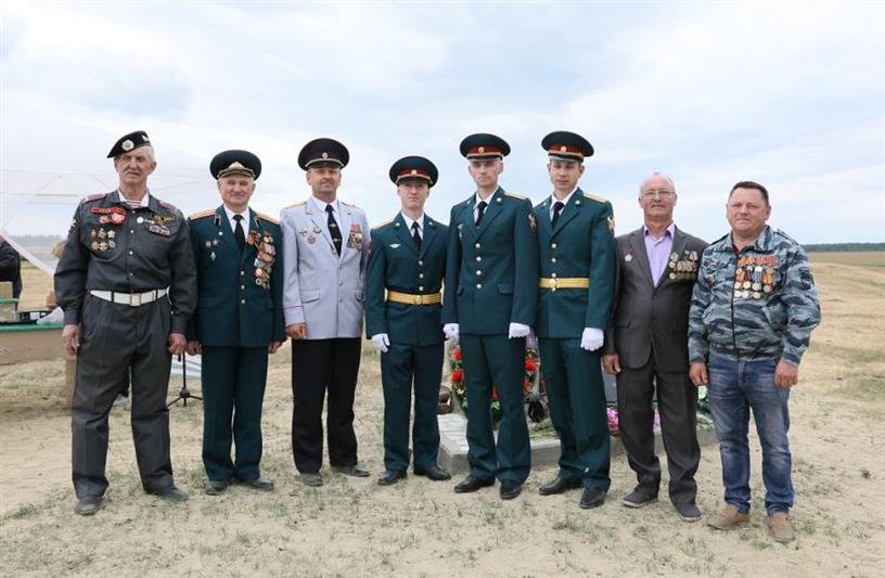 Ветераны войск правопорядка приняли участие в открытии в Зауралье памятника павшим в годы Великой Отечественной войны 