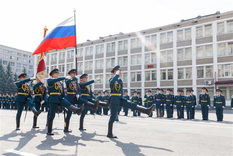 В Санкт-Петербургском военном ордена Жукова институте войск национальной гвардии Российской Федерации состоялся выпуск офицеров