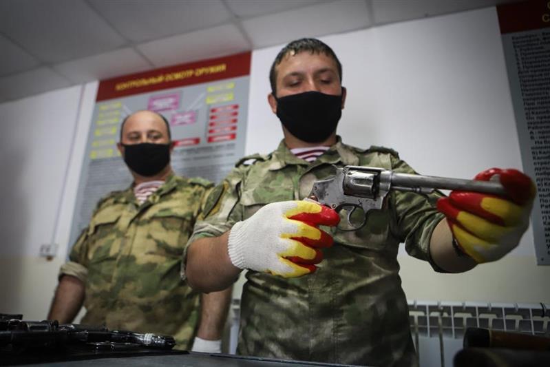 В Кабардино-Балкарии росгвардейцы приступили к уничтожению добровольно сданного и изъятого оружия