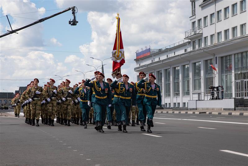 В столице Приволжья военнослужащие Росгвардии приняли участие в торжественном мероприятии «Марш Победы»