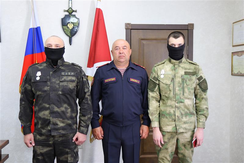 В Карачаево-Черкесии сотрудникам спецподразделений Росгвардии вручили государственные награды