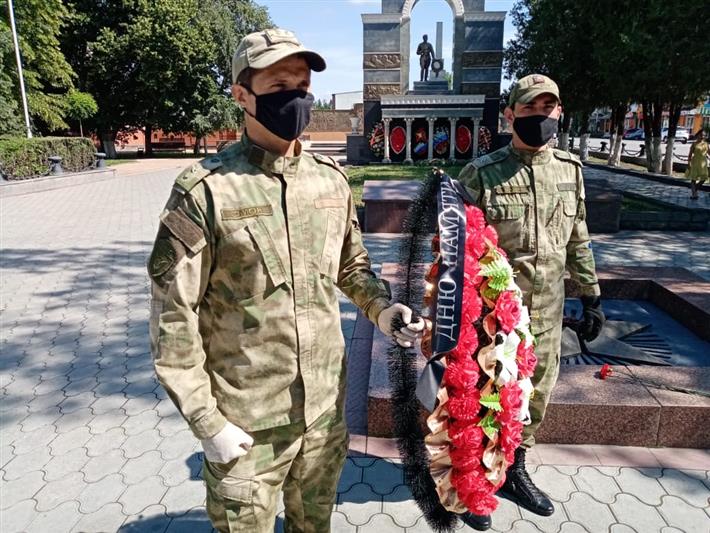 В Северо-Кавказском округе Росгвардии состоялись мероприятия, посвященные Дню памяти и скорби