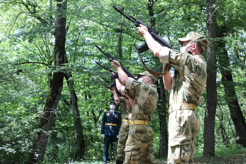 Росгвардия приняла участие в первом в России Марше врачей