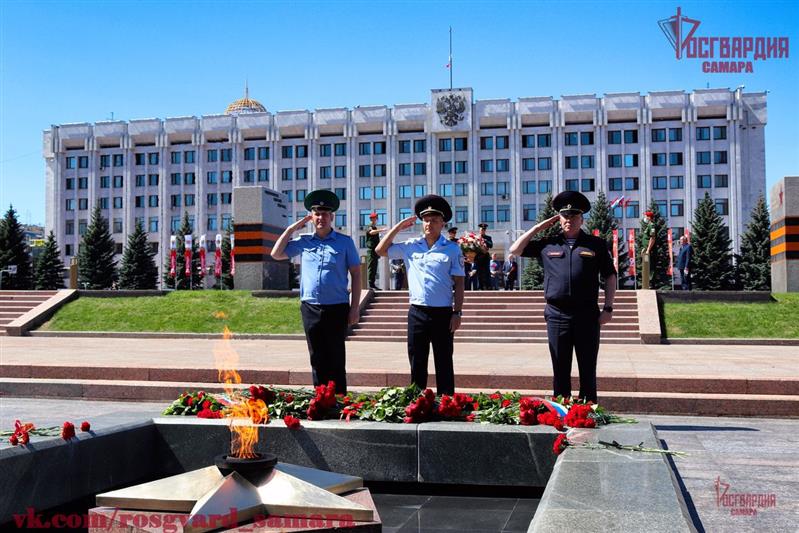 Военнослужащие и сотрудники Приволжского округа Росгвардии приняли участие в мероприятиях, посвященных Дню памяти и скорби