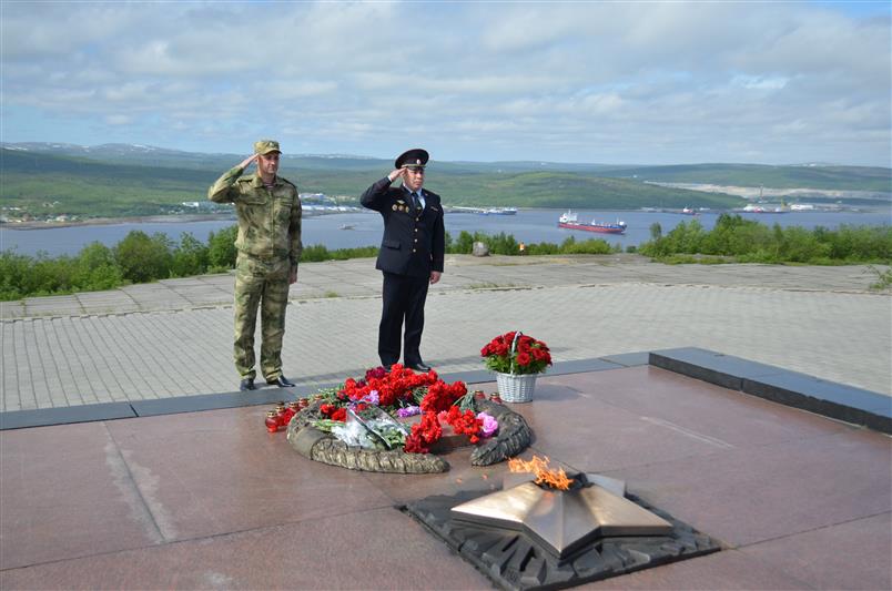 Росгвардейцы Северо-Западного округа приняли участие в мероприятиях, посвященных Дню памяти и скорби