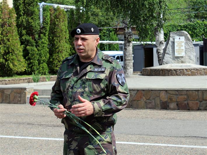 Ставропольские росгвардейцы почтили память боевого товарища, погибшего при исполнении служебного долга