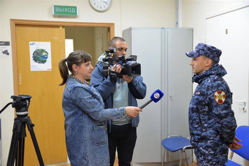 Тележурналисты Ямала побывали на тренировке группы задержания вневедомственной охраны