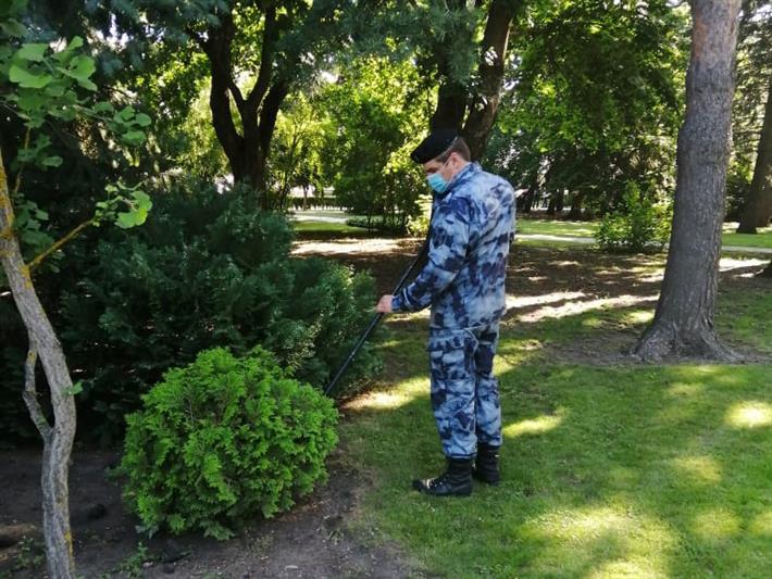 Росгвардейцы приняли участие в обеспечении правопорядка во время парада Победы в Ставрополе