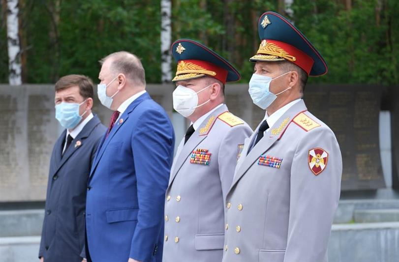 В День памяти и скорби командующий Уральским округом Росгвардии принял участие в памятном мероприятии в честь павших в годы Великой Отечественной войны 