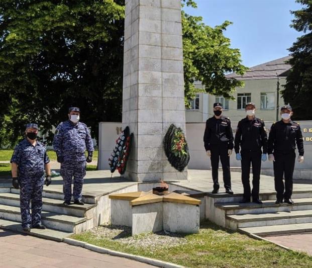 В Кабардино-Балкарии росгвардейцы посетили места боевой славы