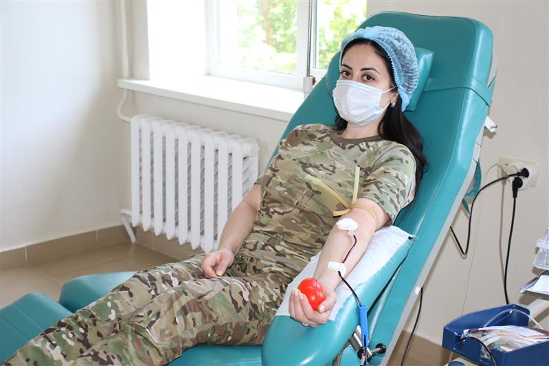 Росгвардейцы из Кабардино-Балкарии приняли участие в донорской акции