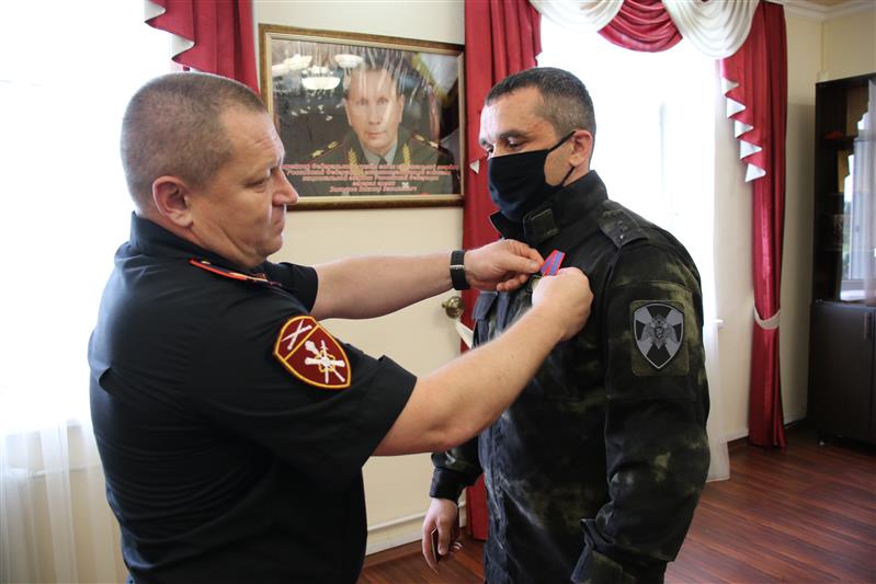 В Кабардино-Балкарской Республике офицерам Росгвардии вручили государственные награды