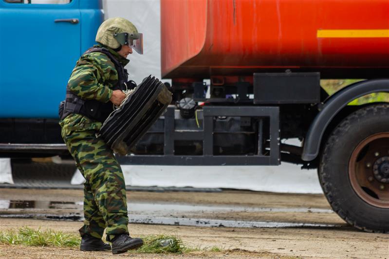 На Кубани сотрудники ОМОН Главного управления Росгвардии по Краснодарскому краю приняли участие в совместных учениях с краевым министерством ГО и ЧС
