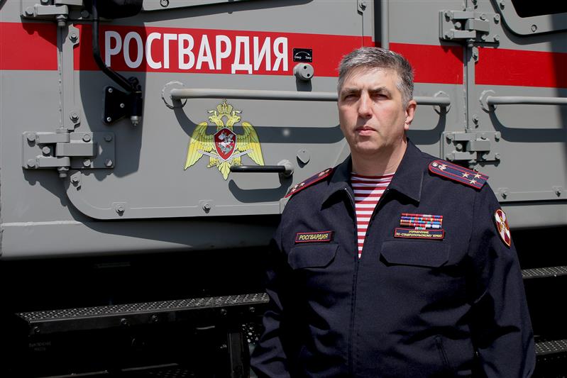 В Ставрополе офицеры Росгвардии записали видеонапутствие для выпускников профильного ведомственного класса 