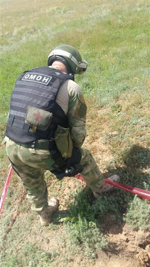 В Калмыкии взрывотехники Росгвардии уничтожили боеприпас времен Великой Отечественной войны
