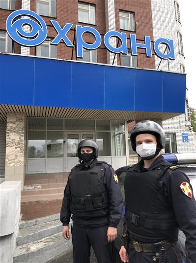 В Мурманске сотрудники Росгвардии нашли заблудившегося ребёнка