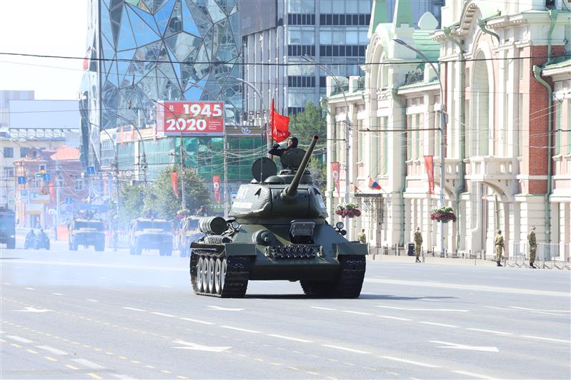 Военнослужащие Росгвардии приняли участие в параде Победы в Новосибирске
