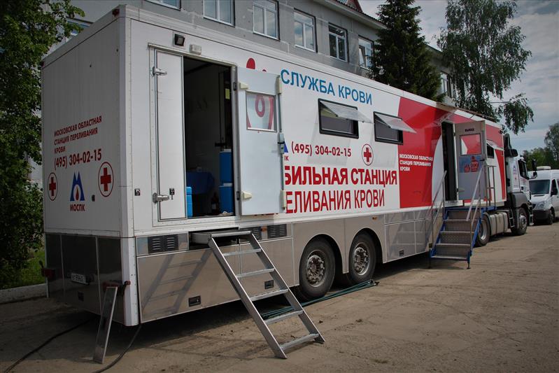 Накануне Всемирного Дня донора сотрудники Росгвардии в Подмосковье сдали 35 литров крови