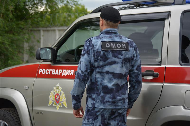 При содействии ОМОН Росгвардии в Омске пресечена деятельность незаконных игорных клубов