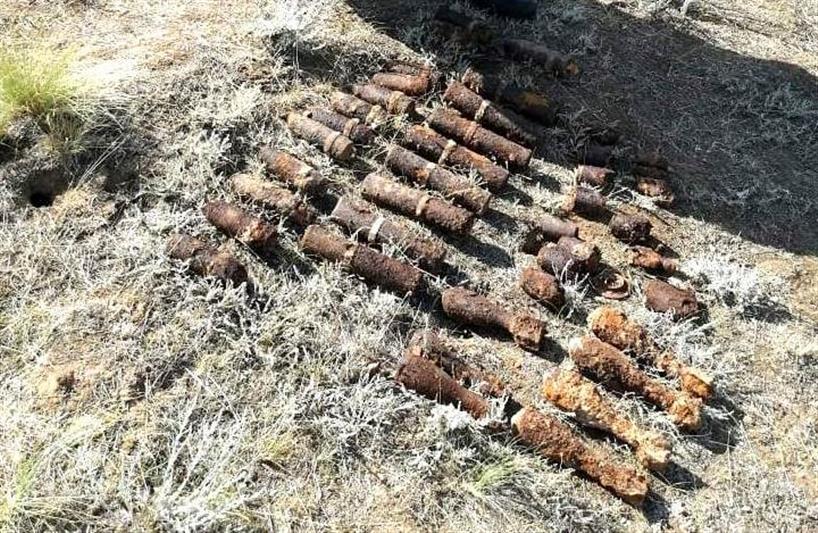      В Калмыкии сотрудники Росгвардии обследовали снаряды времен Великой Отечественной войны.