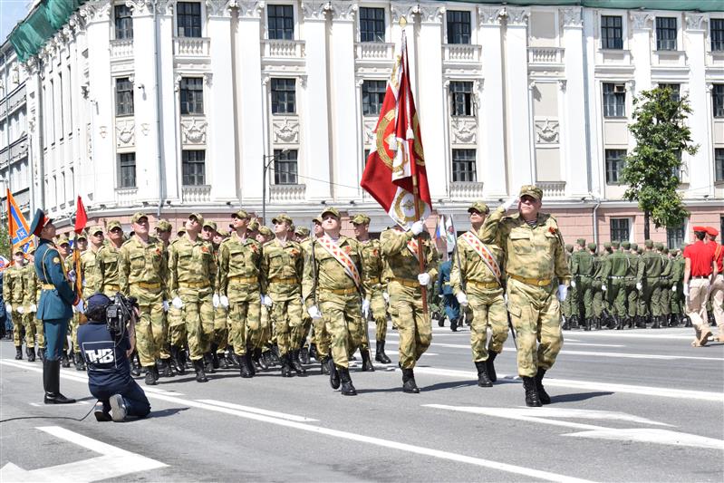 Росгвардейцы Приволжского округа приняли участие в торжественных мероприятиях, посвященных 75-летию победы в Великой Отечественной войне (фото)