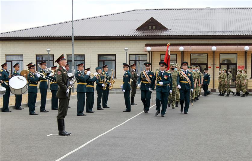 Государственные и ведомственные награды вручены военнослужащим соединения Росгвардии в Калаче-на-Дону
