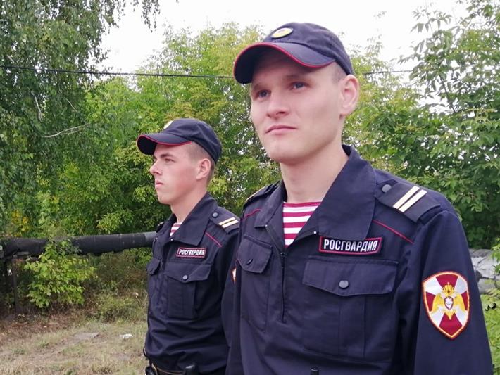 В Омске сотрудники Росгвардии задержали гражданина, находящегося в федеральном розыске