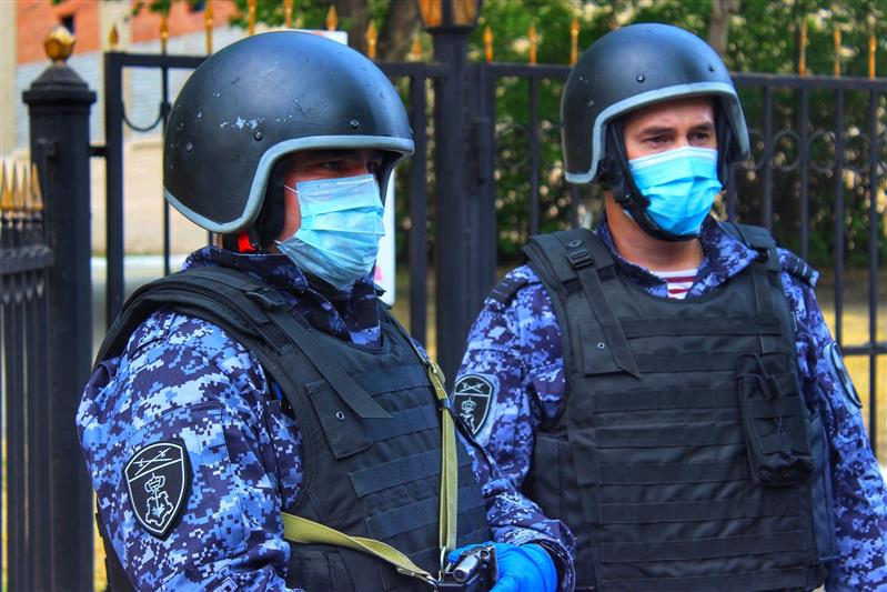 На Южном Урале сотрудники Росгвардии во взаимодействии с коллегами из полиции обеспечат охрану общественного порядка в период подготовки и проведения общероссийского голосования