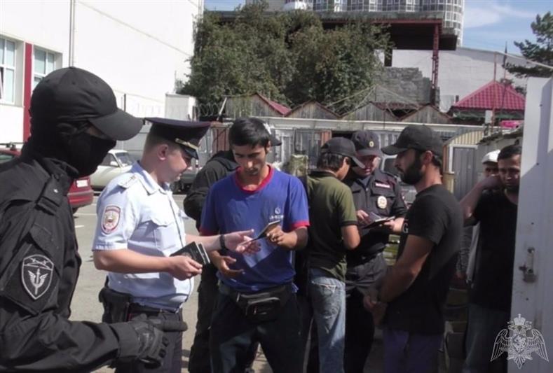 В Челябинской области сотрудники Росгвардии приняли участие в  межведомственном оперативно-профилактическом мероприятии «Ночь»