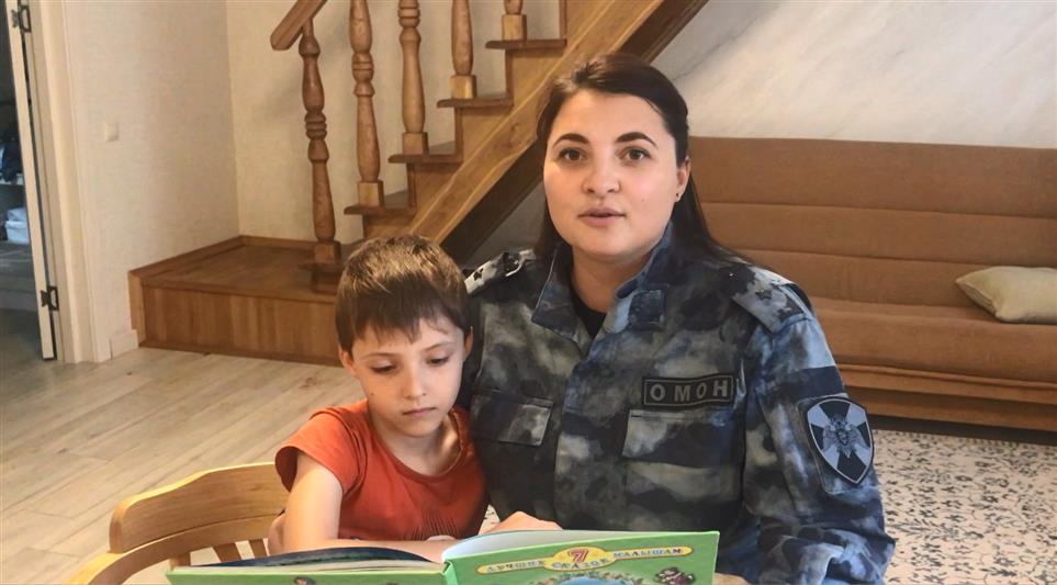 В Белгородской области продолжается Всероссийская ведомственная акция «Росгвардия. Книги детства»