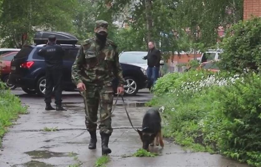 В Туле саперы ОМОН Росгвардии по Тульской области обследовали обнаруженный боеприпас