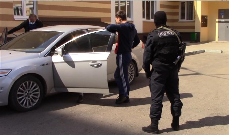В Саранске при поддержке СОБР Росгвардии задержаны подозреваемые в вовлечении несовершеннолетних в занятие проституцией