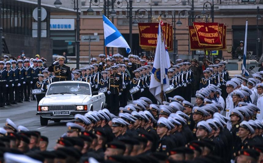 Росгвардейцы Восточного округа приняли участие в парадах, посвященных 75-летию победы в Великой Отечественной войне